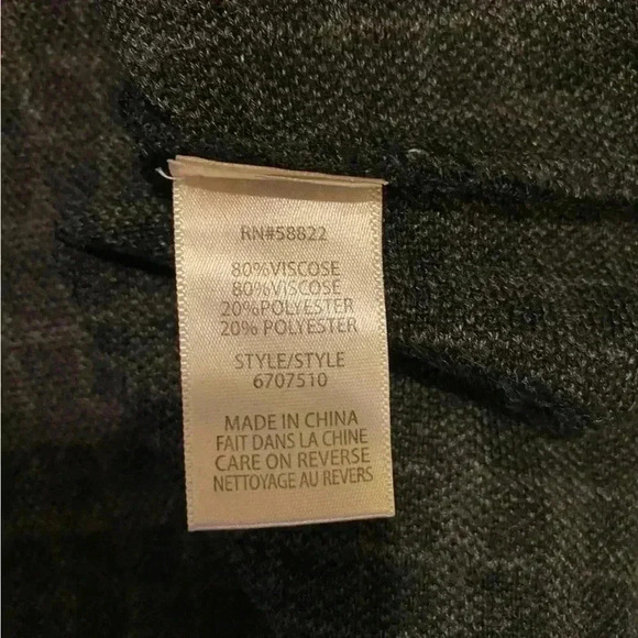 Max Studio medium knit-like black and gray skirt. - Picture 3 of 3